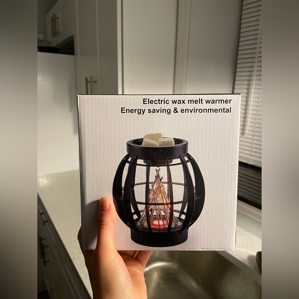 Electric Wax Melt Warmer Device, Never Used, In Original Packaging